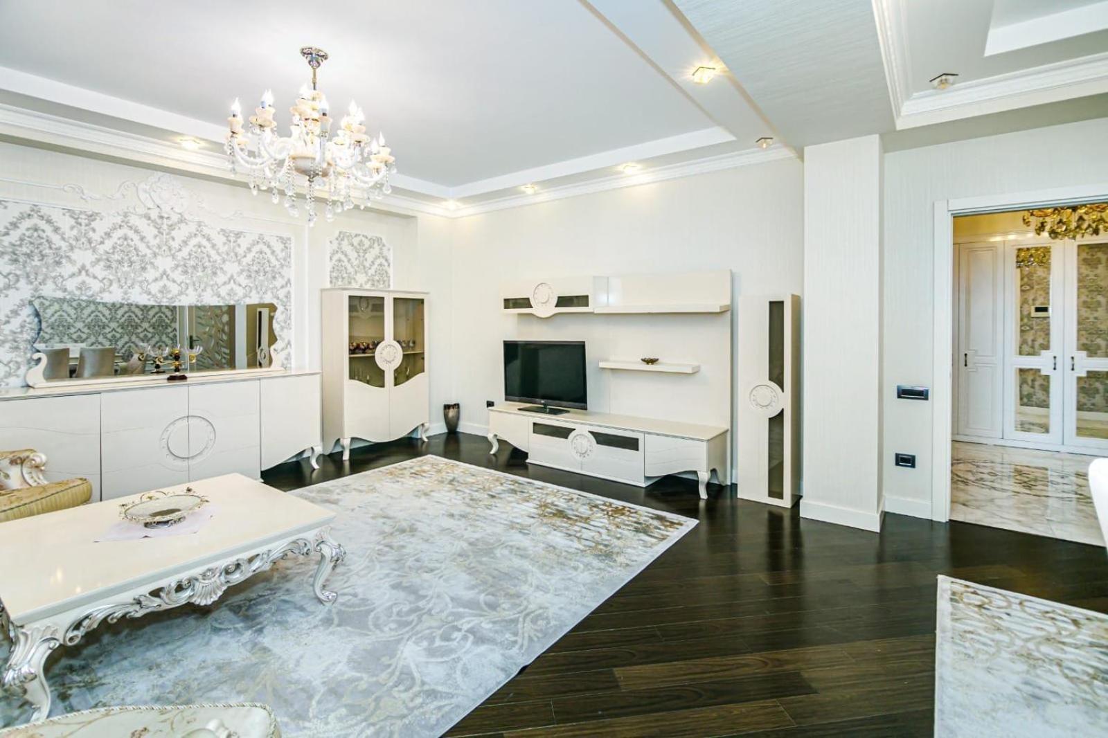 Vip Apartment Number One Baku Luaran gambar